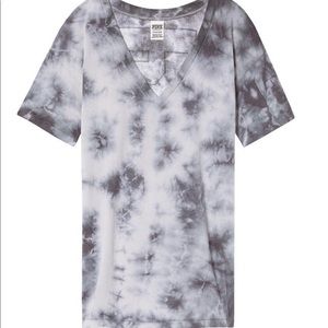 NWT VS Pink Short Sleeve Legging Tee